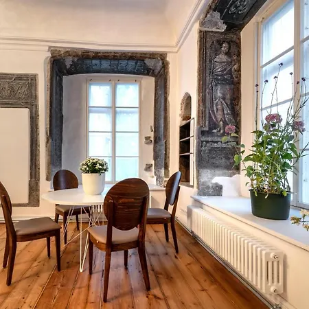 شقة Spacious 3-bedroom In The Old Town تالين